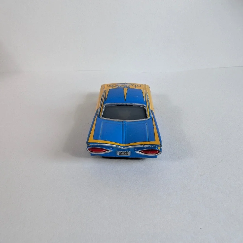 Disney Pixar Cars Mattel Ramone Dinoco 51 Diecast Car Blue Yellow